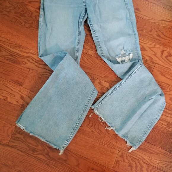 AE size 10 high rise flare - Picture 2 of 10